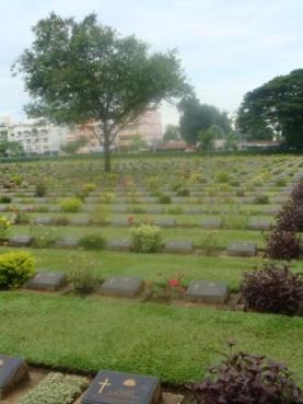 006 Kanchanaburi War Cemetery 05.06.09 DSC01890